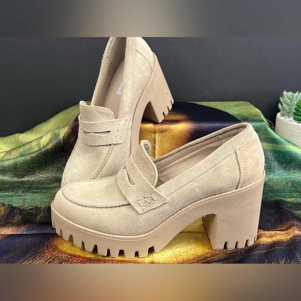 Steve Madden platform shows size 9.5 - Picture 9 of 11